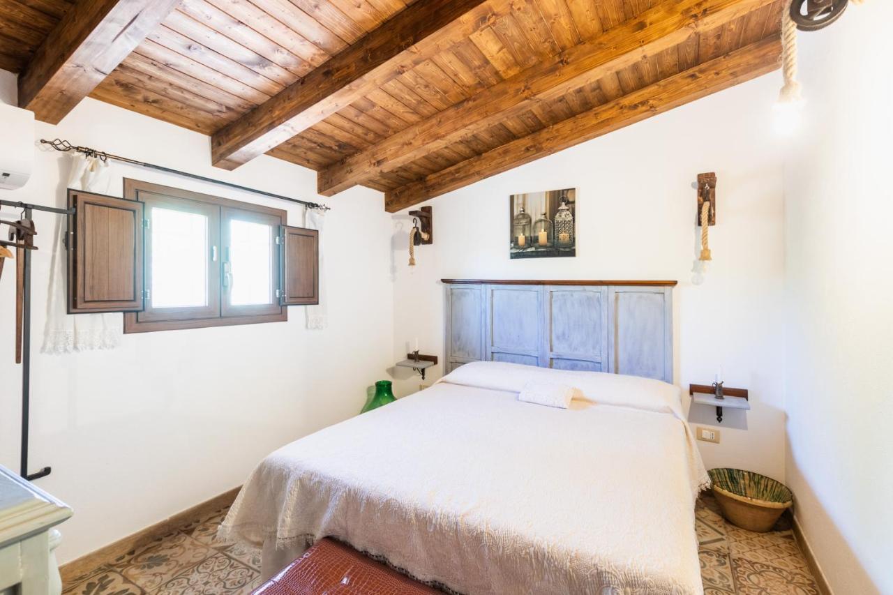 Villa Suq With Pool, Parking & Wifi Noto Luaran gambar