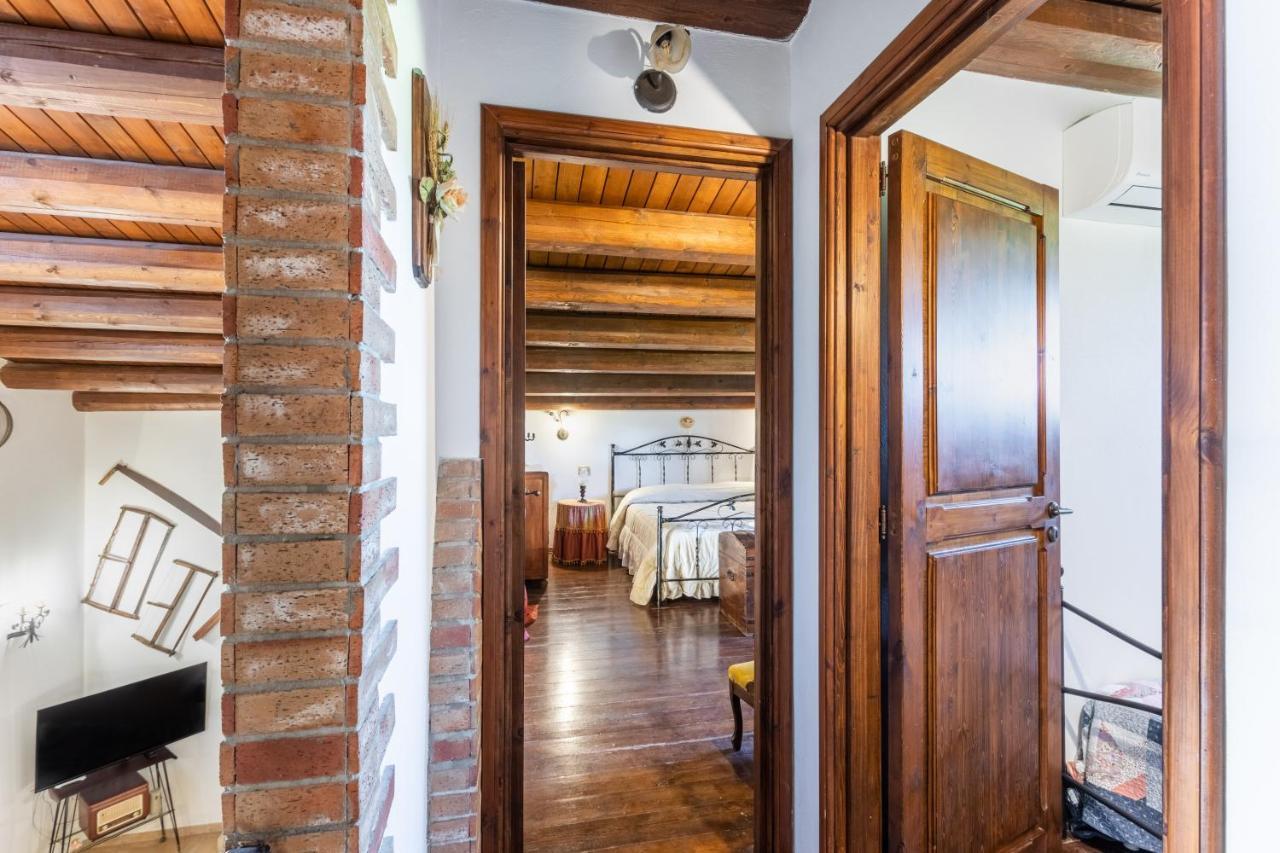 Villa Suq With Pool, Parking & Wifi Noto Luaran gambar