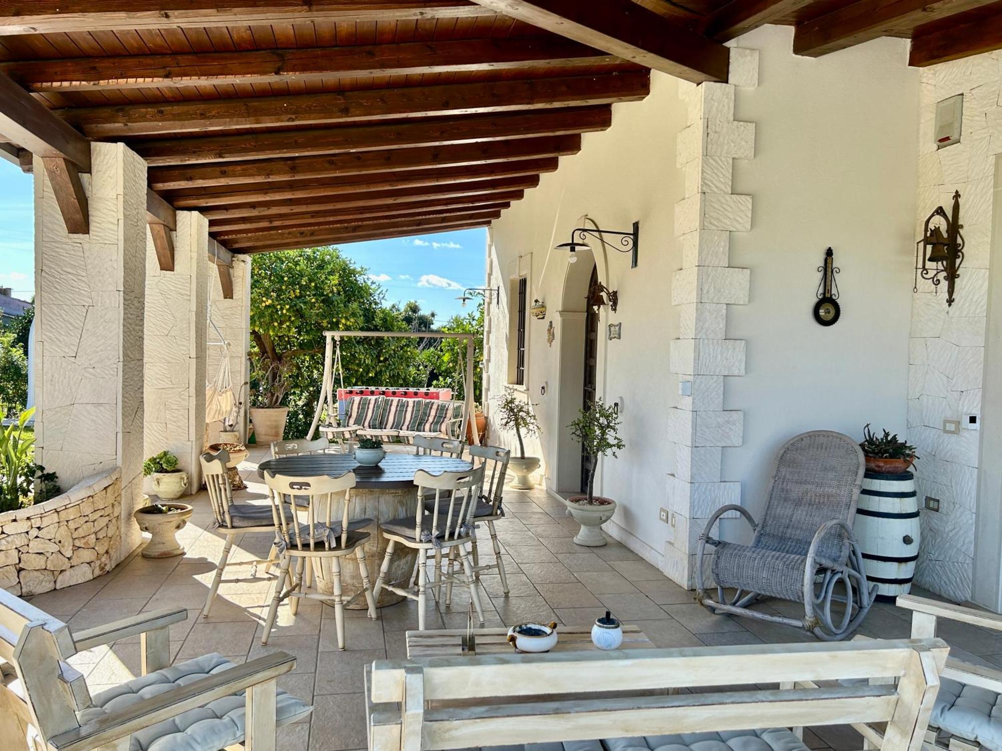 Villa Suq With Pool, Parking & Wifi Noto Luaran gambar